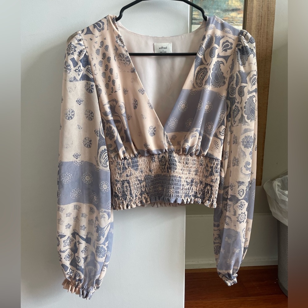 Aritzia Wistful Blouse / Wilfred size small